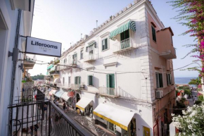 Liferooms Ischia